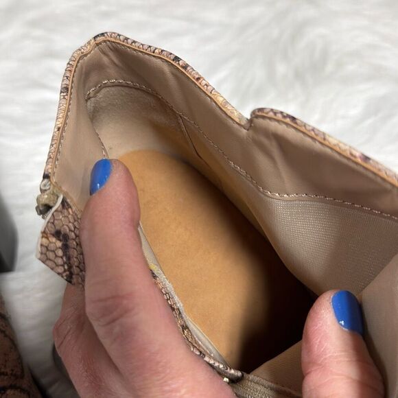 Bamboo Women’s Snakeskin Heeled Bootie Size 8 NEW - Picture 7 of 8